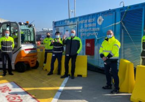 Waterstofregio 2.0: mobiel tankstation faciliteert demonstratie van 2 heftrucks bij VOLVO in Gent